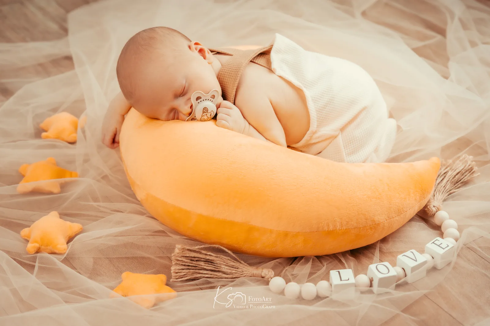 Neugeborenenfoto im Studio, Fotograf Bayreuth Speichersdorf
